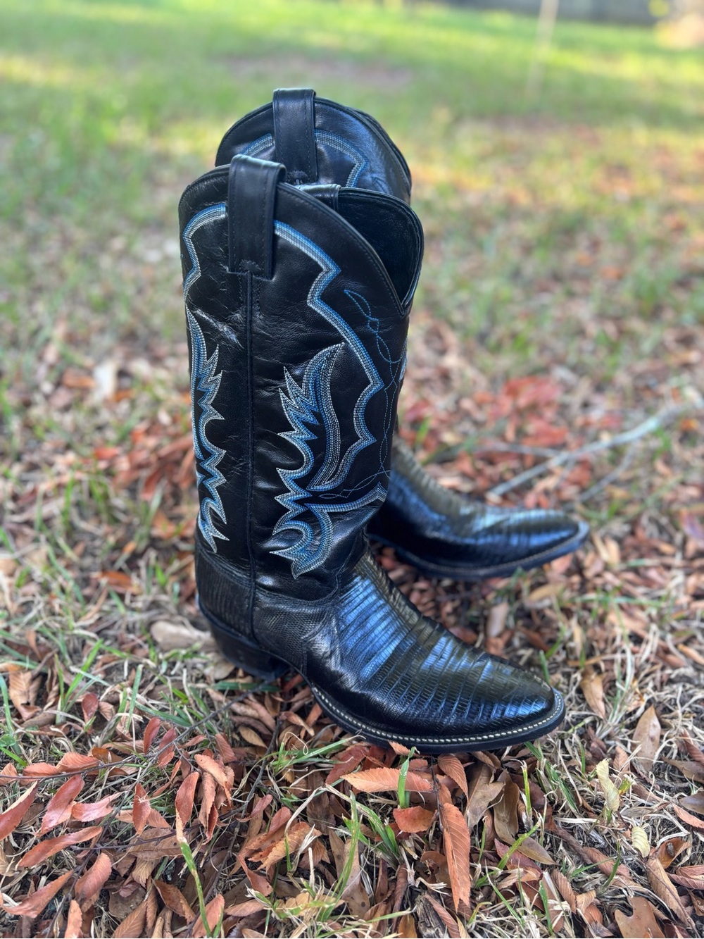 Justin Boots Black Western Cowboy Boots with Blue Stitching
